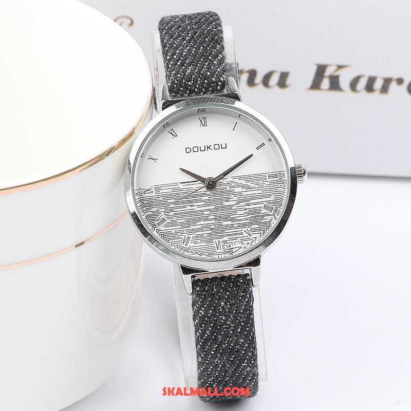 Armbandsur Dam Liten Bröstkorg Kvinna Student Enkel Retro Online