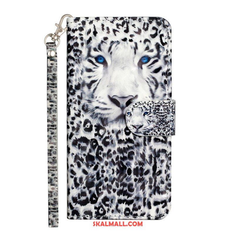 Fodral iPhone 15 Plus Med Kedjar 3d Leopard Med Rem